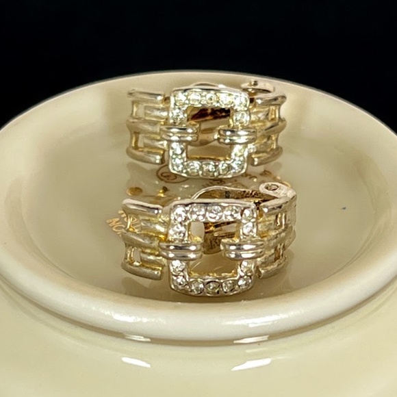 Vintage Rhinestone Clip On Earrings - Picture 2 of 7